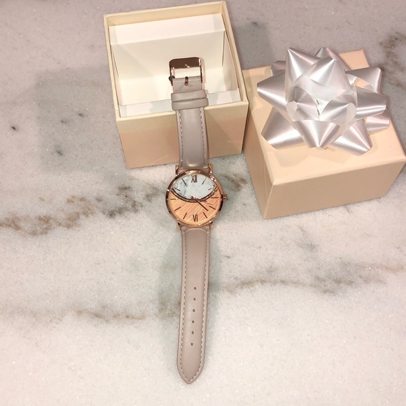 Watch - Picture 1 of 1